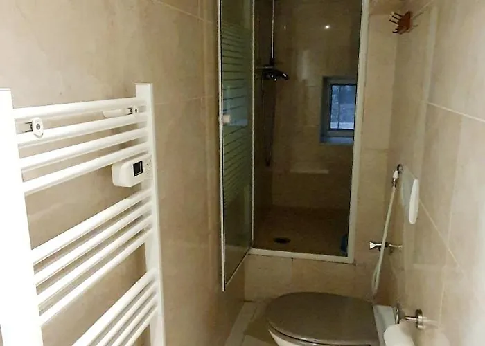 3 Pieces Sur Centre Apartman